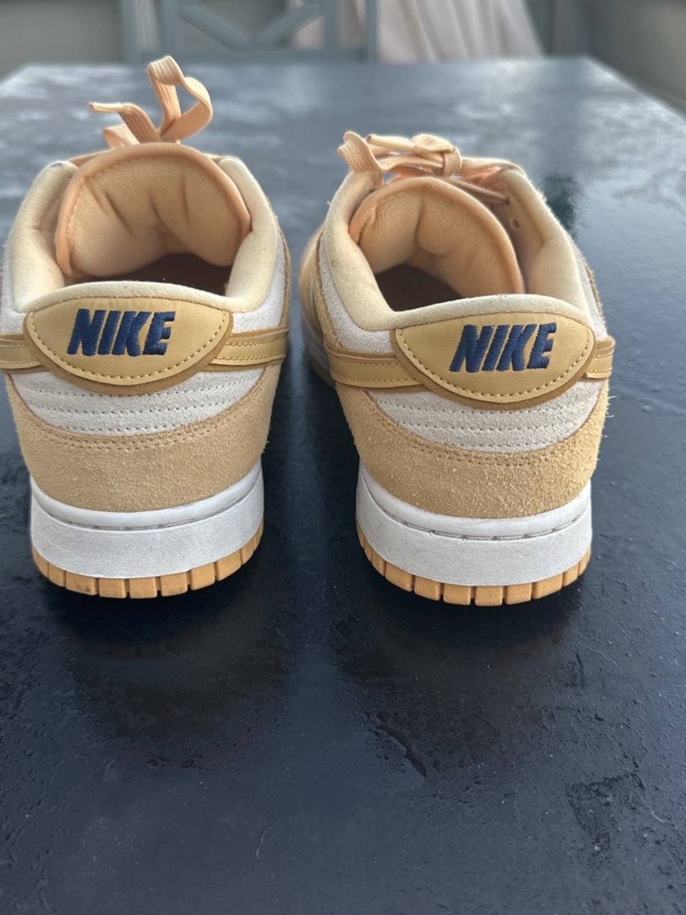 Nike Men’s Low-Top Sneakers in Beige and Cream - Picture 3 of 3